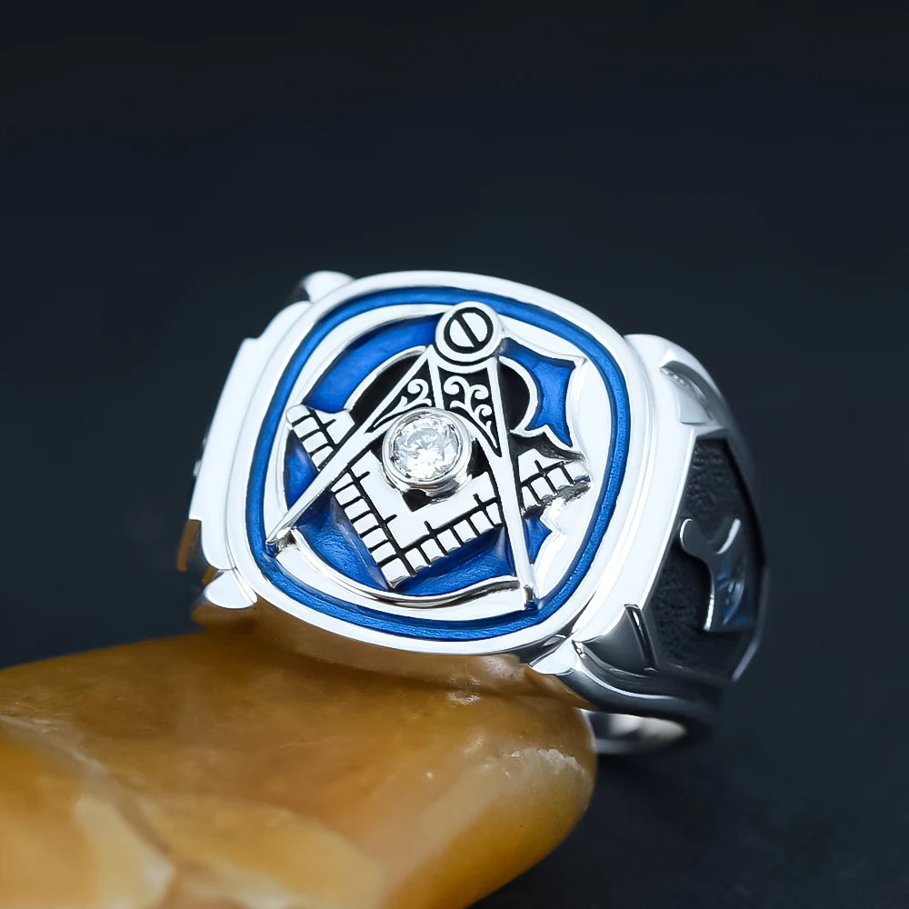 Master Mason Blue Lodge Ring - Sterling Silver S&C with Masonic Tools On The Sides - Bricks Masons
