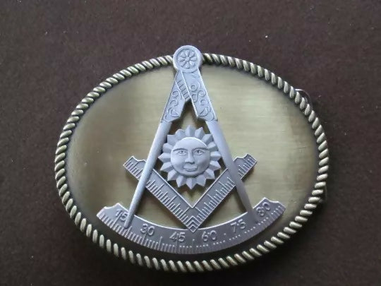 Past Master Blue Lodge Belt Buckle - Lead Free Pewter Material - Bricks Masons