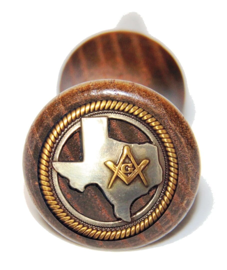 Master Mason Blue Lodge Bottle Stoppers & Savers - Texas Mason Wooden - Bricks Masons