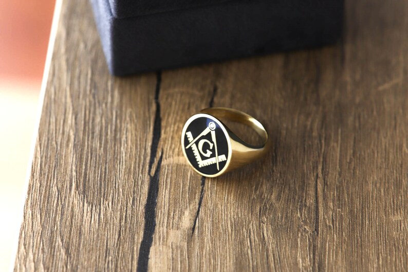 Master Mason Blue Lodge Ring - Gold With Black Enamel