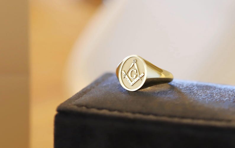 Master Mason Blue Lodge Ring - 10K to 18K Gold Various Sizes - Bricks Masons
