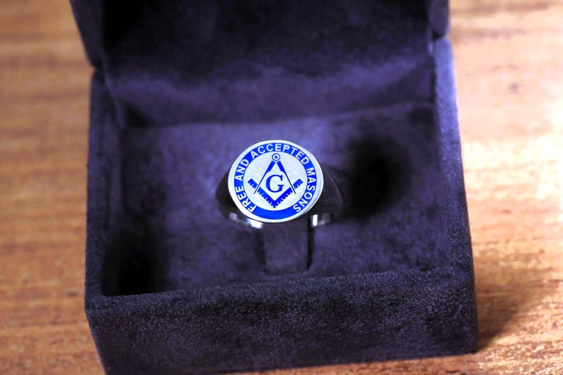 Master Mason Blue Lodge Ring - Sterling Silver With Blue Enamel - Bricks Masons