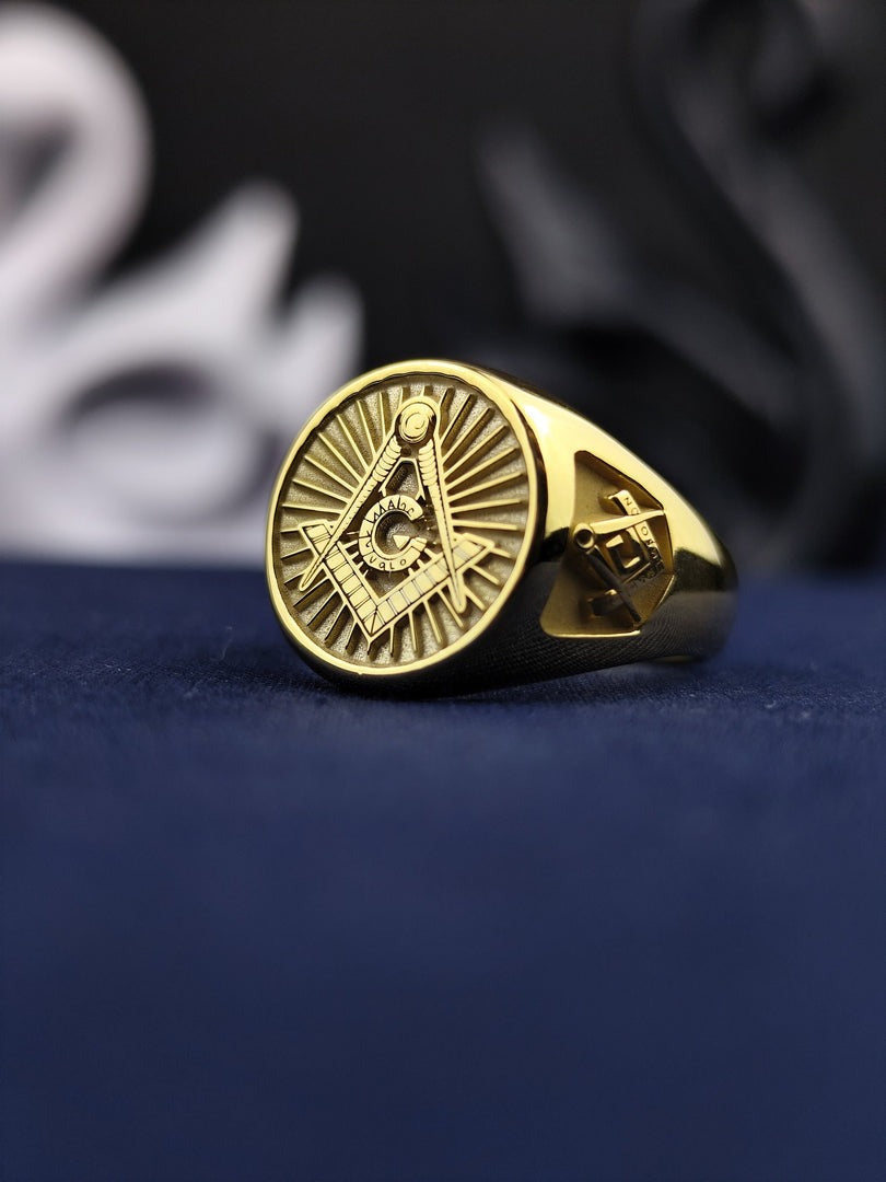 Master Mason Blue Lodge Ring - Gold Square & Compass G Personalized - Bricks Masons