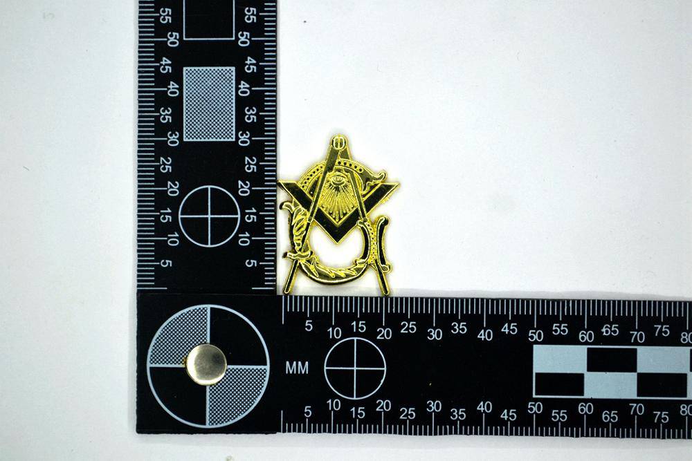 Master Mason Blue Lodge Lapel Pin - Gold - Bricks Masons