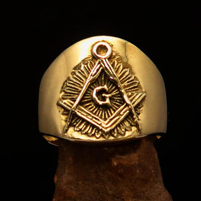 Master Mason Blue Lodge Ring - Gold Shiny Brass Square & Compass G - Bricks Masons